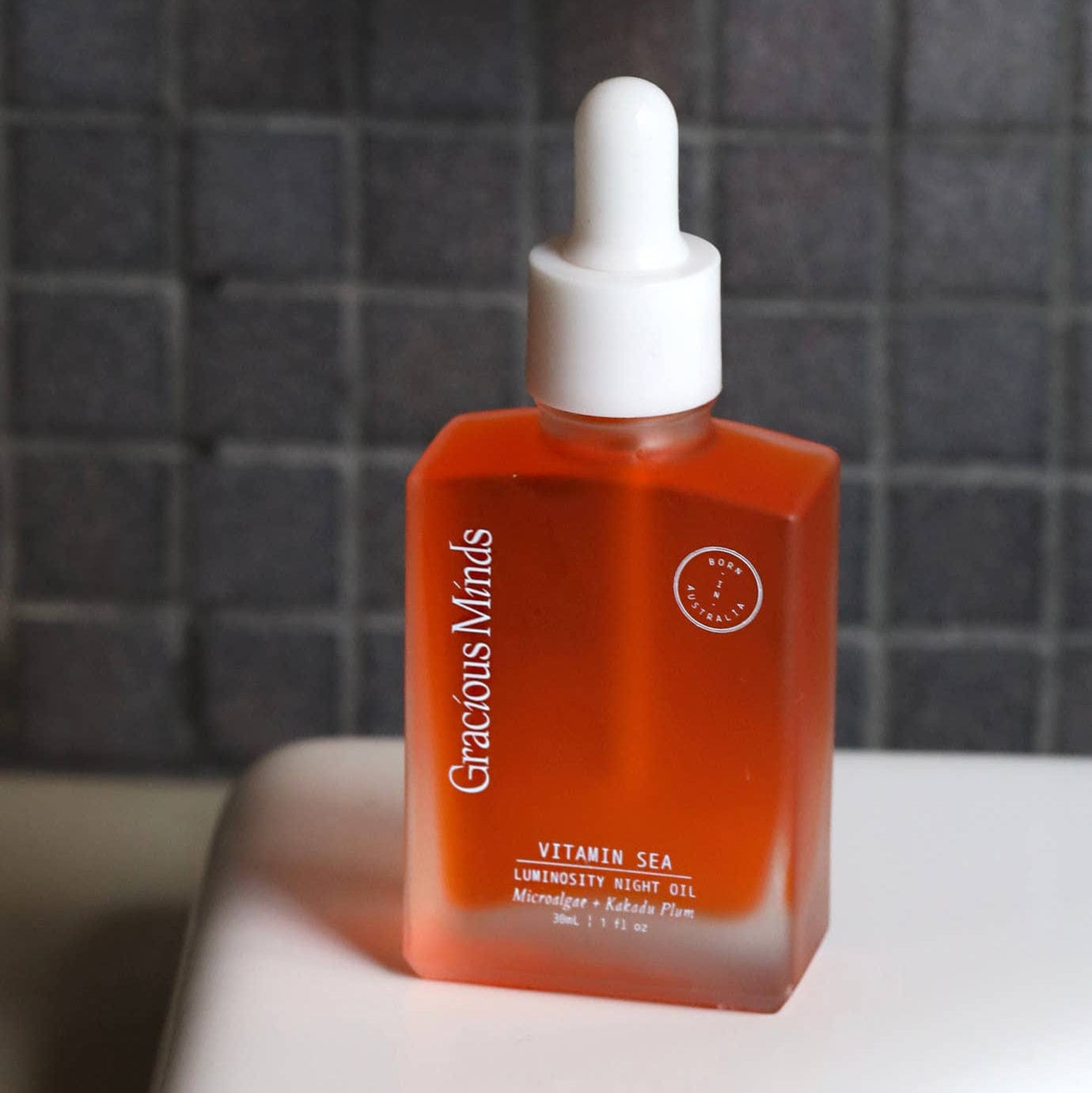 Gracious Minds Night Oil Vitamin Sea Night Oil – Brightening Facial Oil with Vitamin C (30ml)