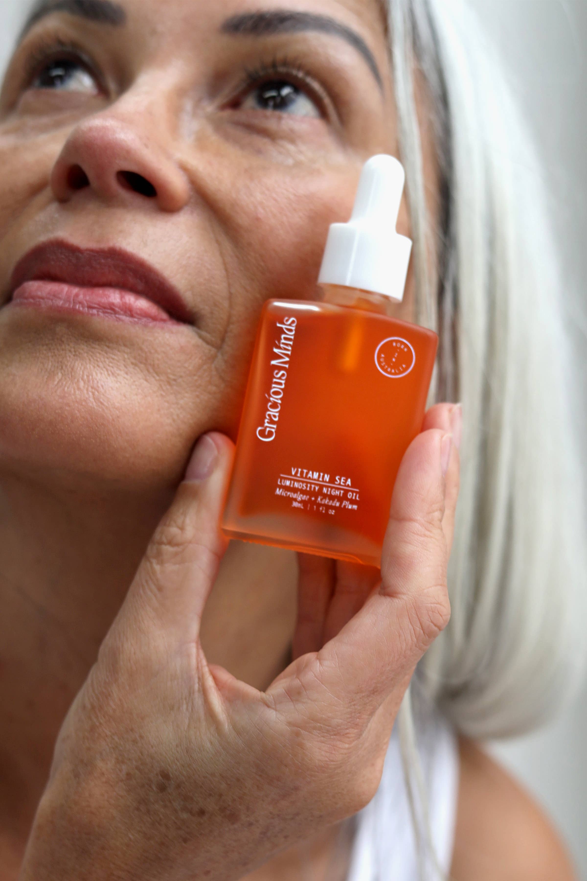 Gracious Minds Night Oil Vitamin Sea Night Oil – Brightening Facial Oil with Vitamin C (30ml)