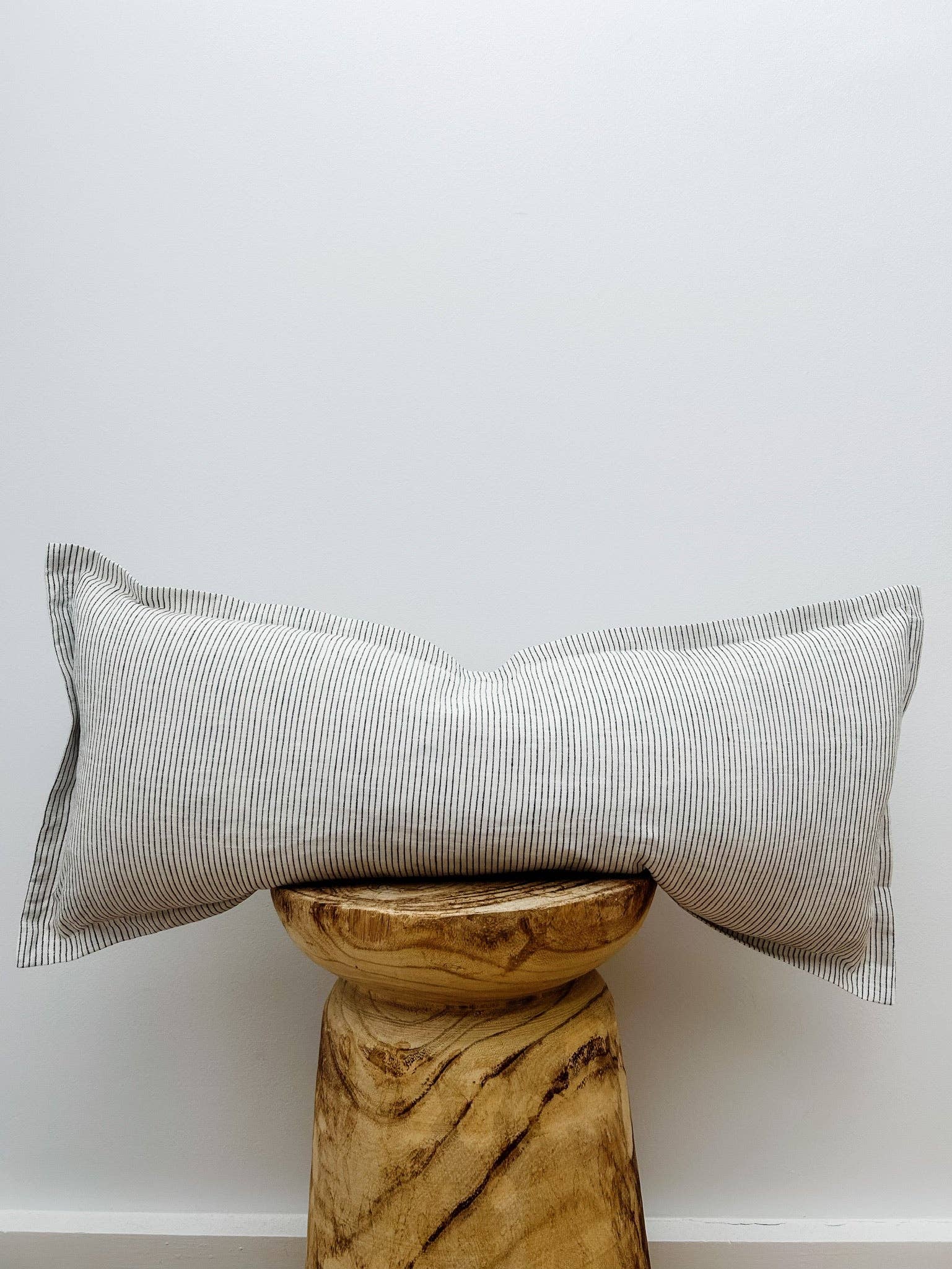 French Linen Lumbar Cushion Cover Pinstripe Mama and Tochter Cushion Cover French Linen Lumbar Cushion Cover – Pinstripe (70 x 30 cm)