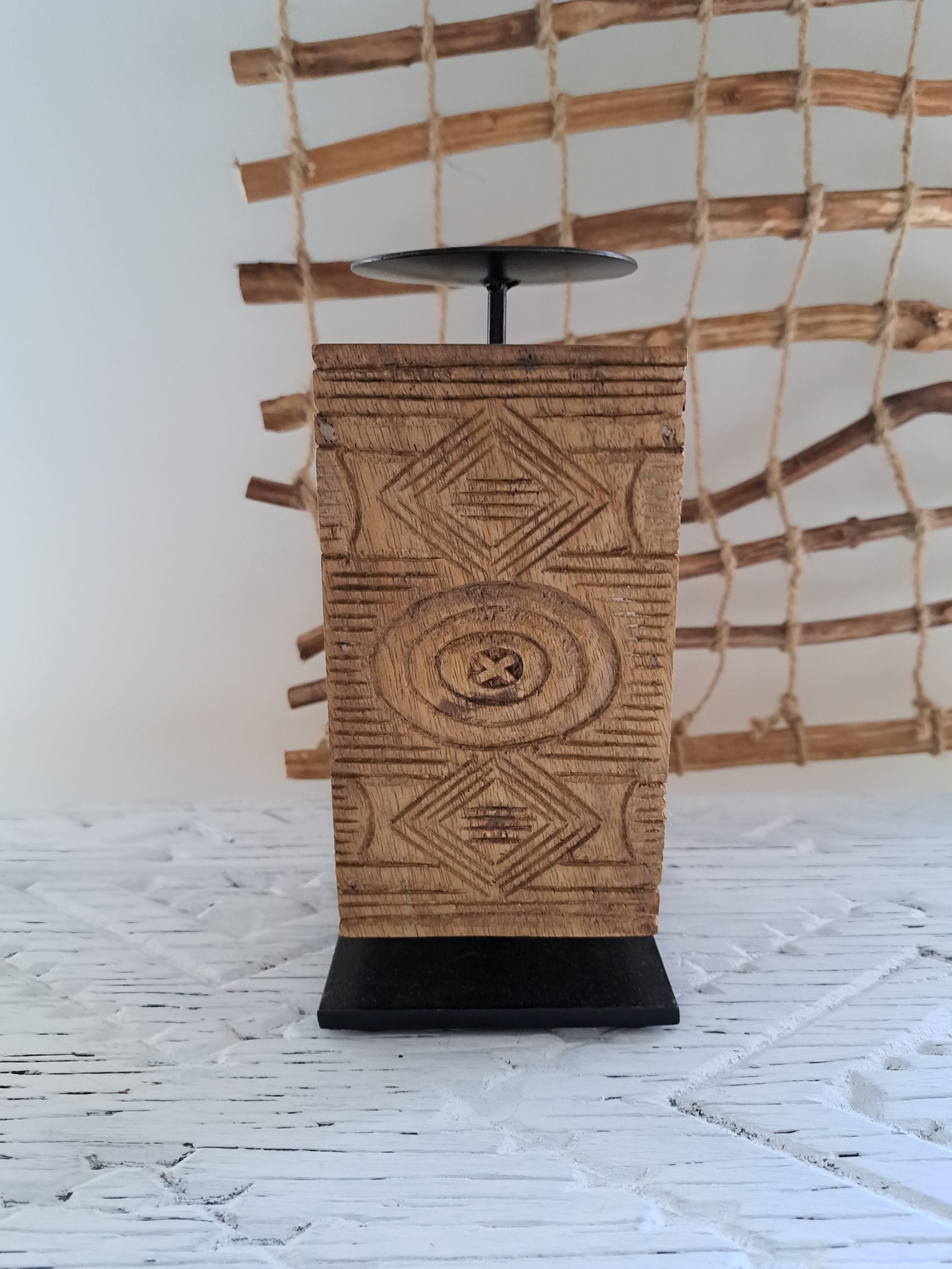 Simply Hygge Living Candles Mara Wood Pillar Candle Stand