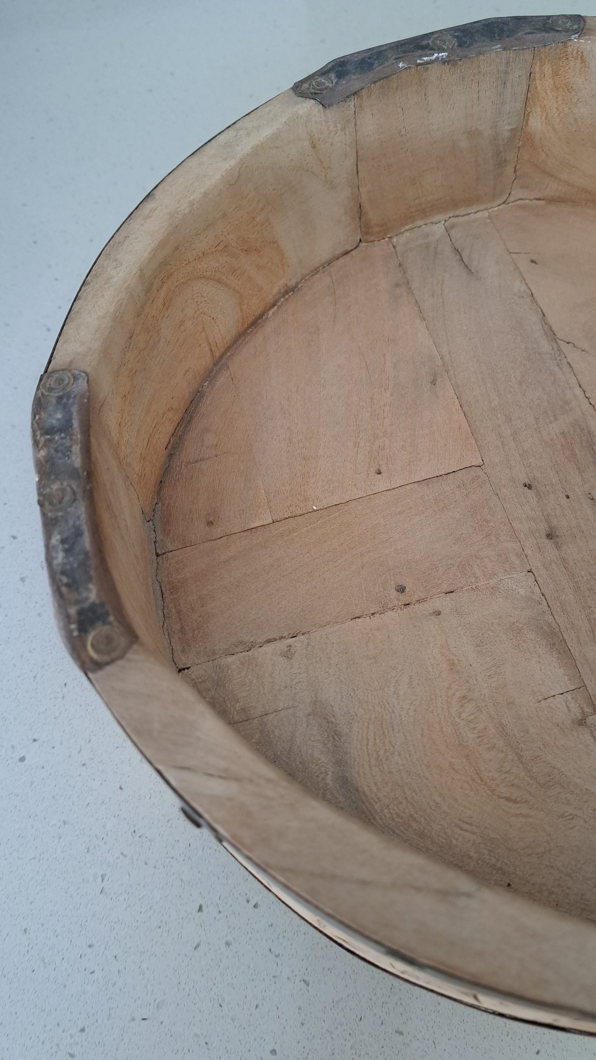 Simply Hygge Living Home Decor Mini Chakki Table – Hand-Carved Wooden Accent Piece (30 x 15 cm)