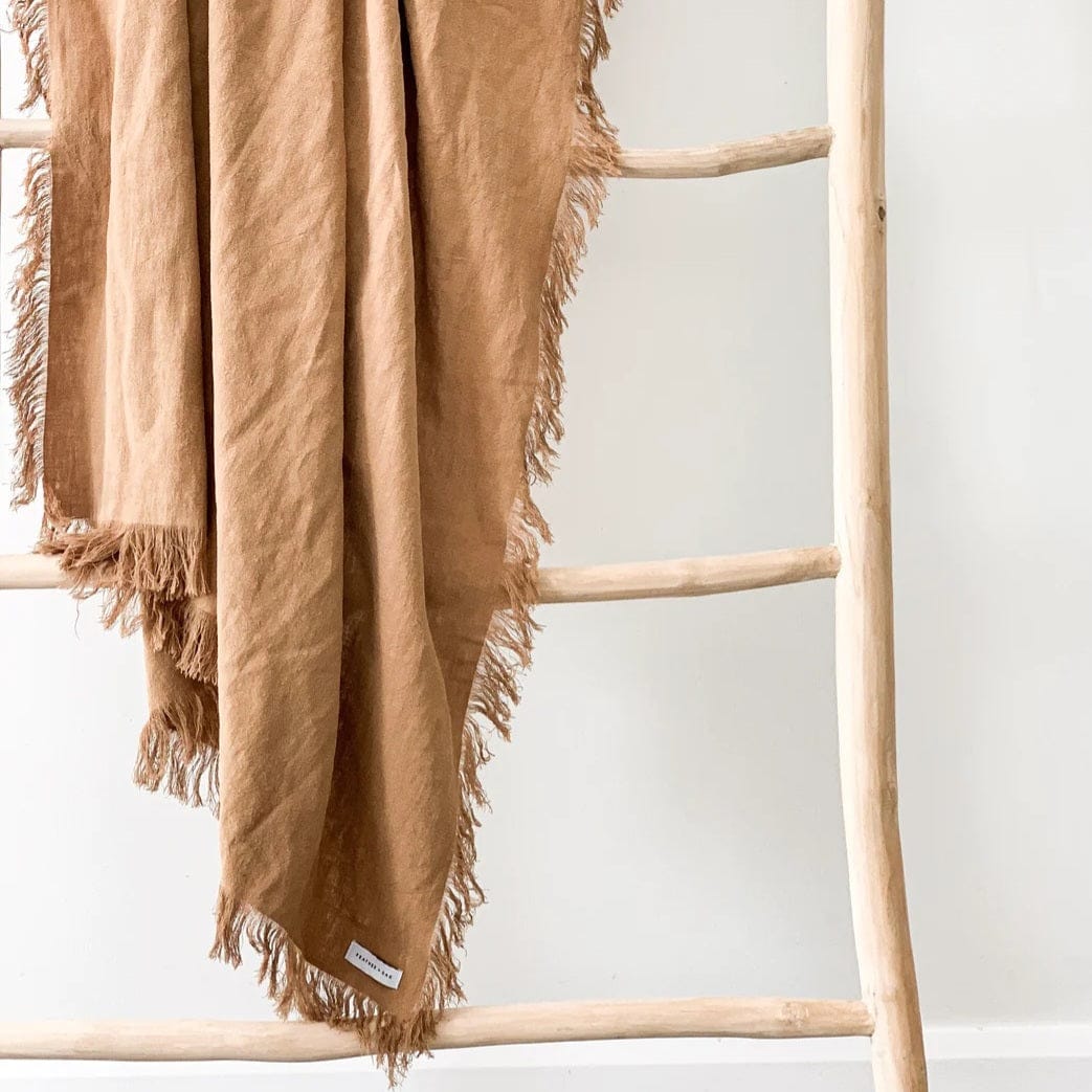 Simply Hygge Living Throw Fringed Throw - Cinnamon