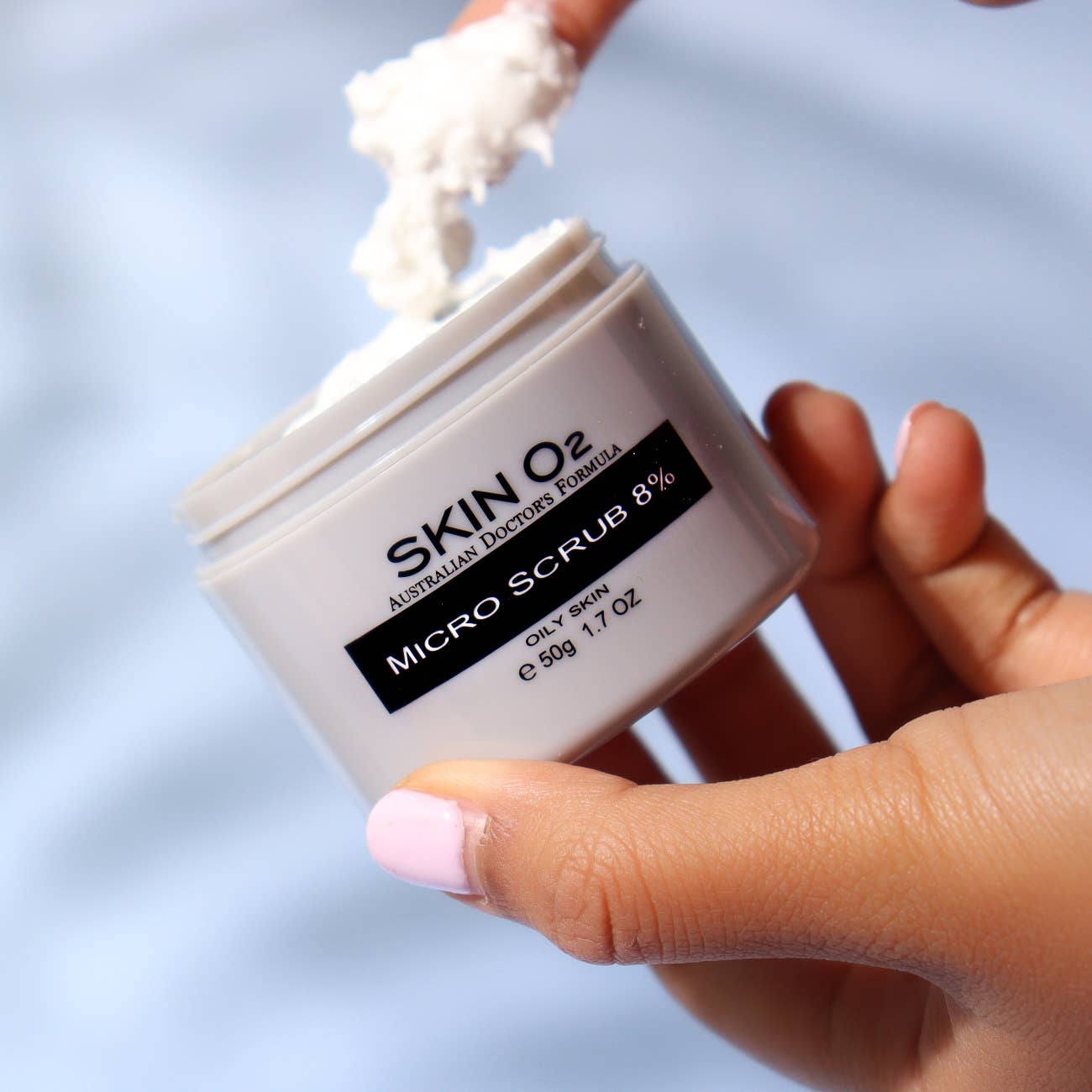 Skin O2 Exfoliant 50G Skin O2 Micro Scrub Exfoliator 8% – Dual Action Deep Cleanser & Resurfacer (50g)