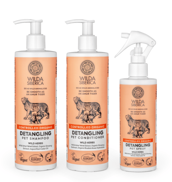 Wilda Siberica Detangling Pet Spray 250ml with Shampoo and Conditioner bottles for long-haired pet grooming.